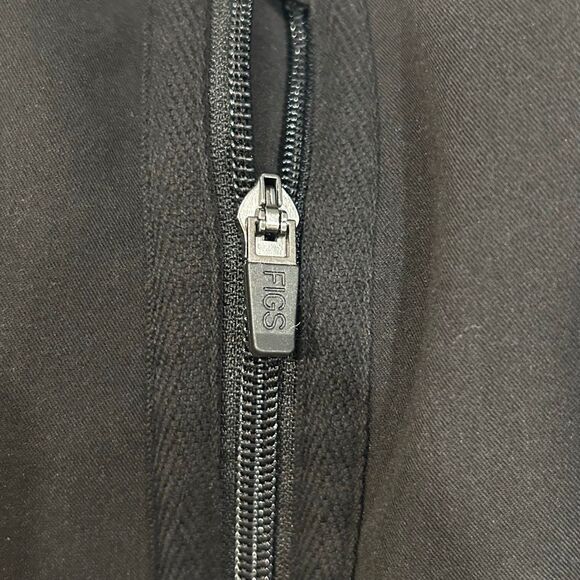 FIGS Technical Collection Scrub Jacket Black Size L Zip Front Unisex - Picture 6 of 6